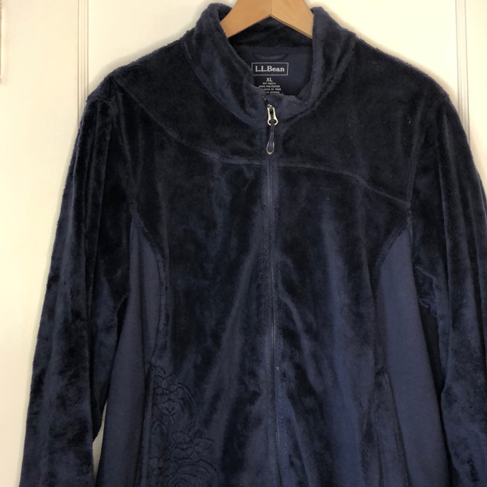 LL Bean women’s fleece with floral detail